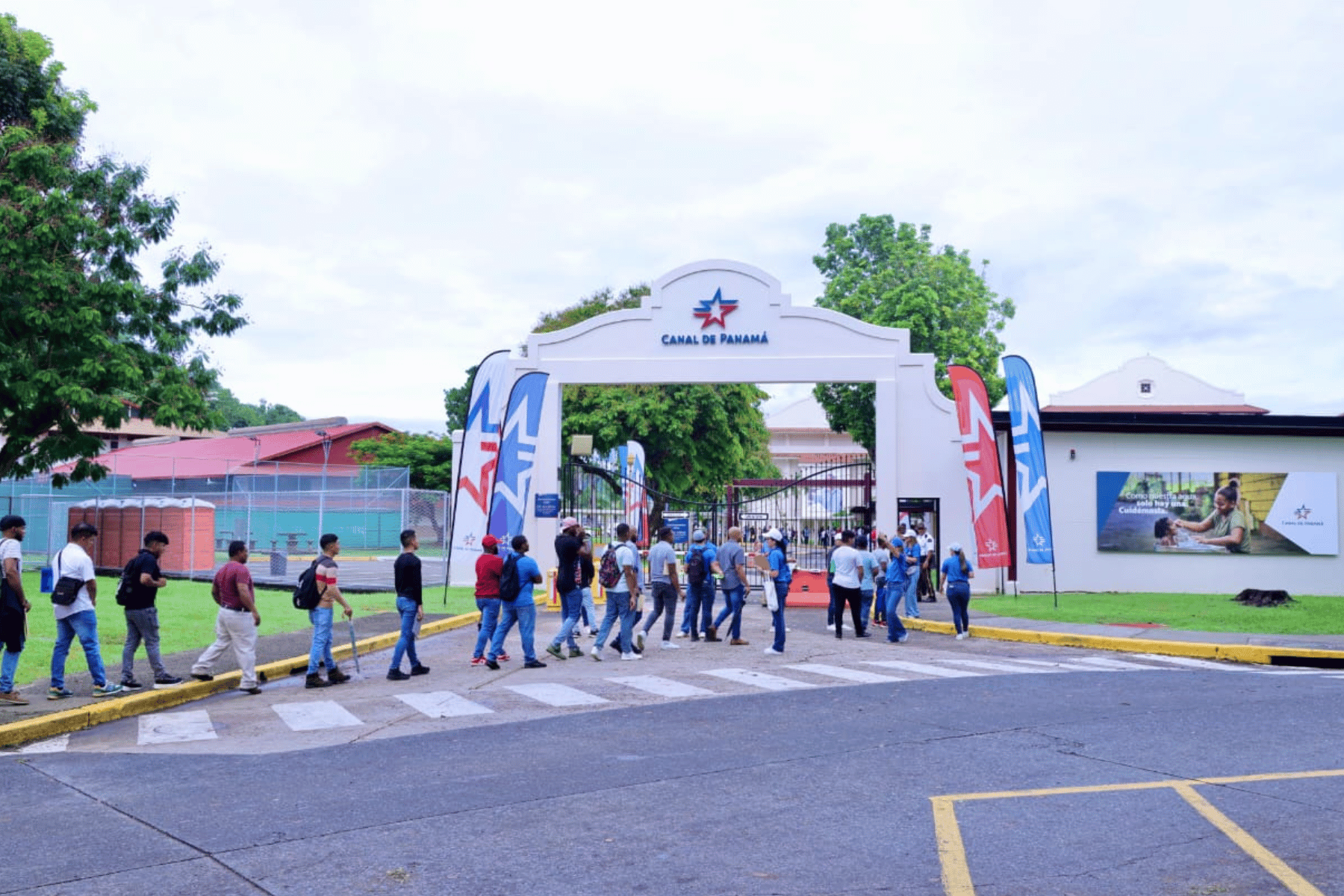 Feria de empleo del Canal atrajo a 1,500 aspirantes